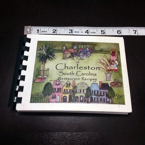 A Taste of Charleston Restaurant Recipes PHYLLIS MYERS 2004  Cookbook - Picture 1 of 5